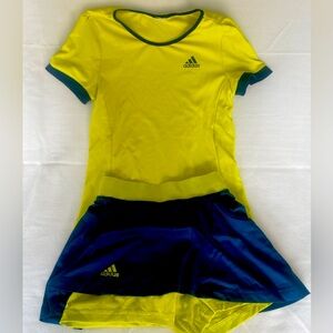 EUC Girl's Adidas tennis outfit sz Medium